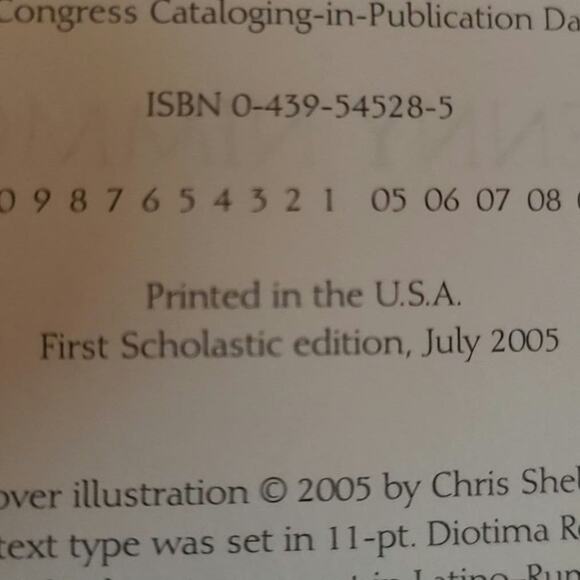 Charlie Bone by Jenny Nimmo Books 3 and 4 Hard Cover 1st Editions - Picture 8 of 8